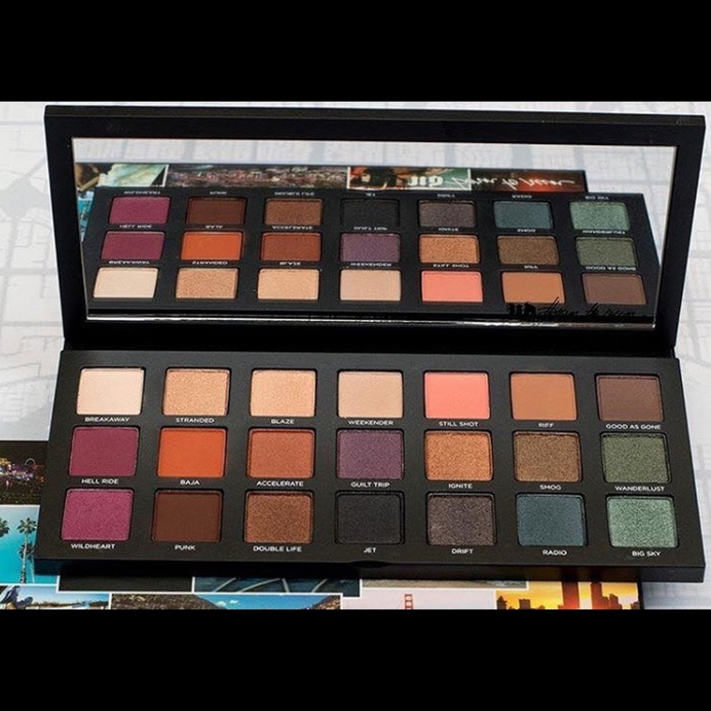 NEW Urban decay born to run eye shadow palette
